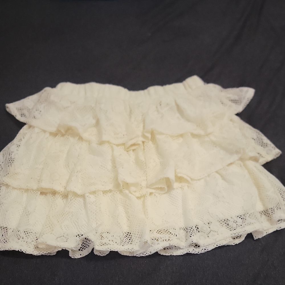 Rue21 Cream Bubble Mini Skirt with Ruffled Tiers